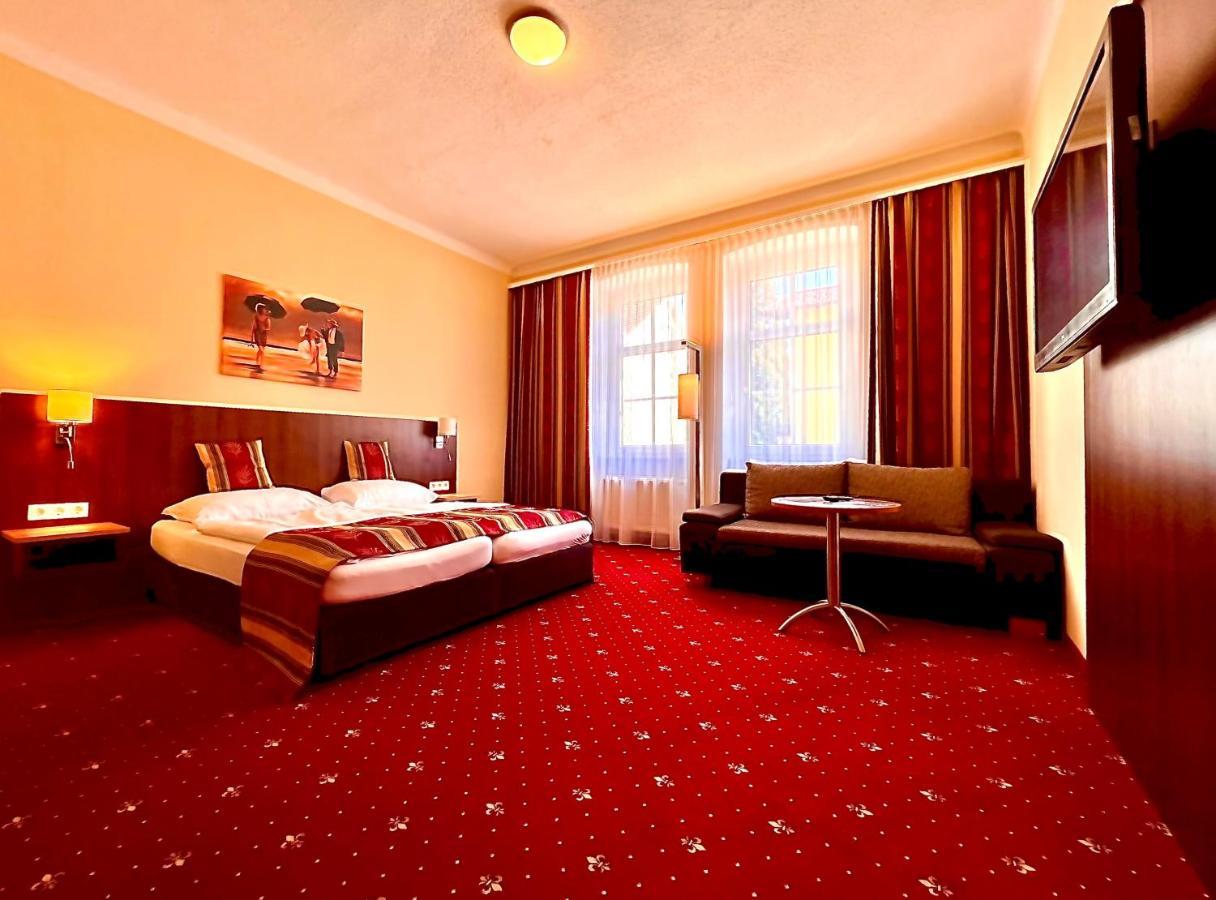 Residenz Royal Aparthotel Gmund  Bagian luar foto